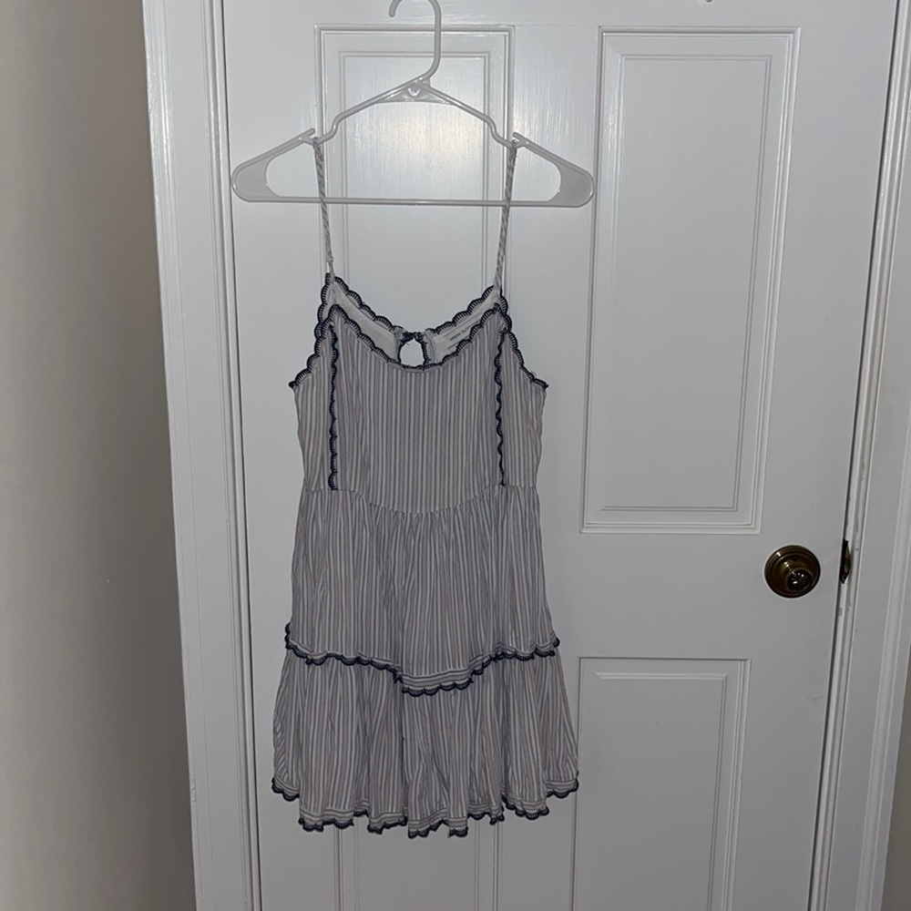 Urban Outfitters “Hanna Rayon Tiered Frock Mini Dress.” Size M.